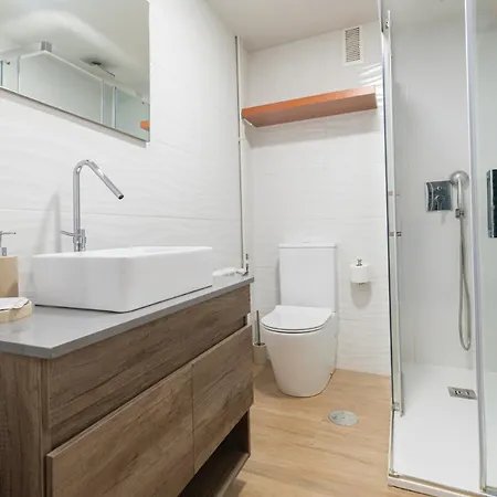 Estudio Centro Con Parking 比戈